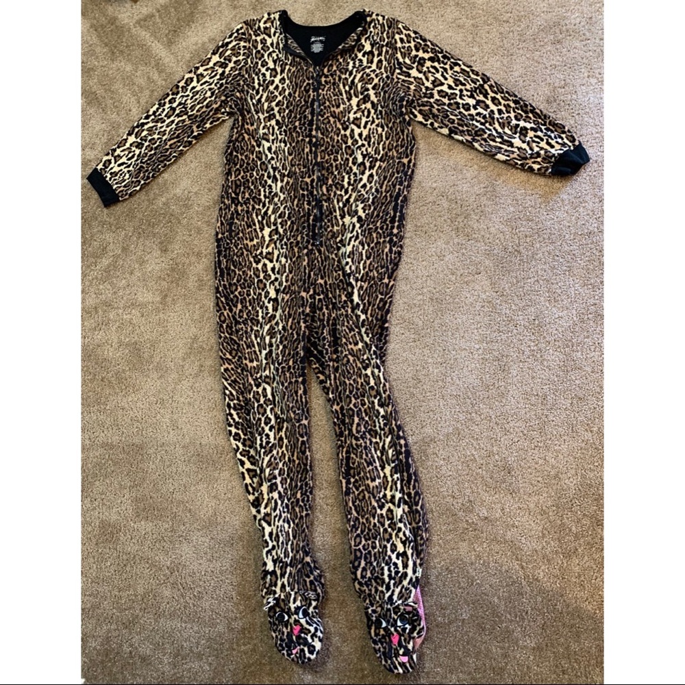 Cheetah print onesie. Size L.